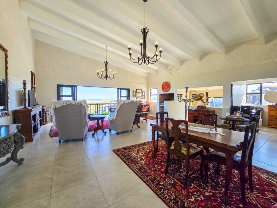 3 Bedroom Property for Sale in Stilbaai Oos Western Cape